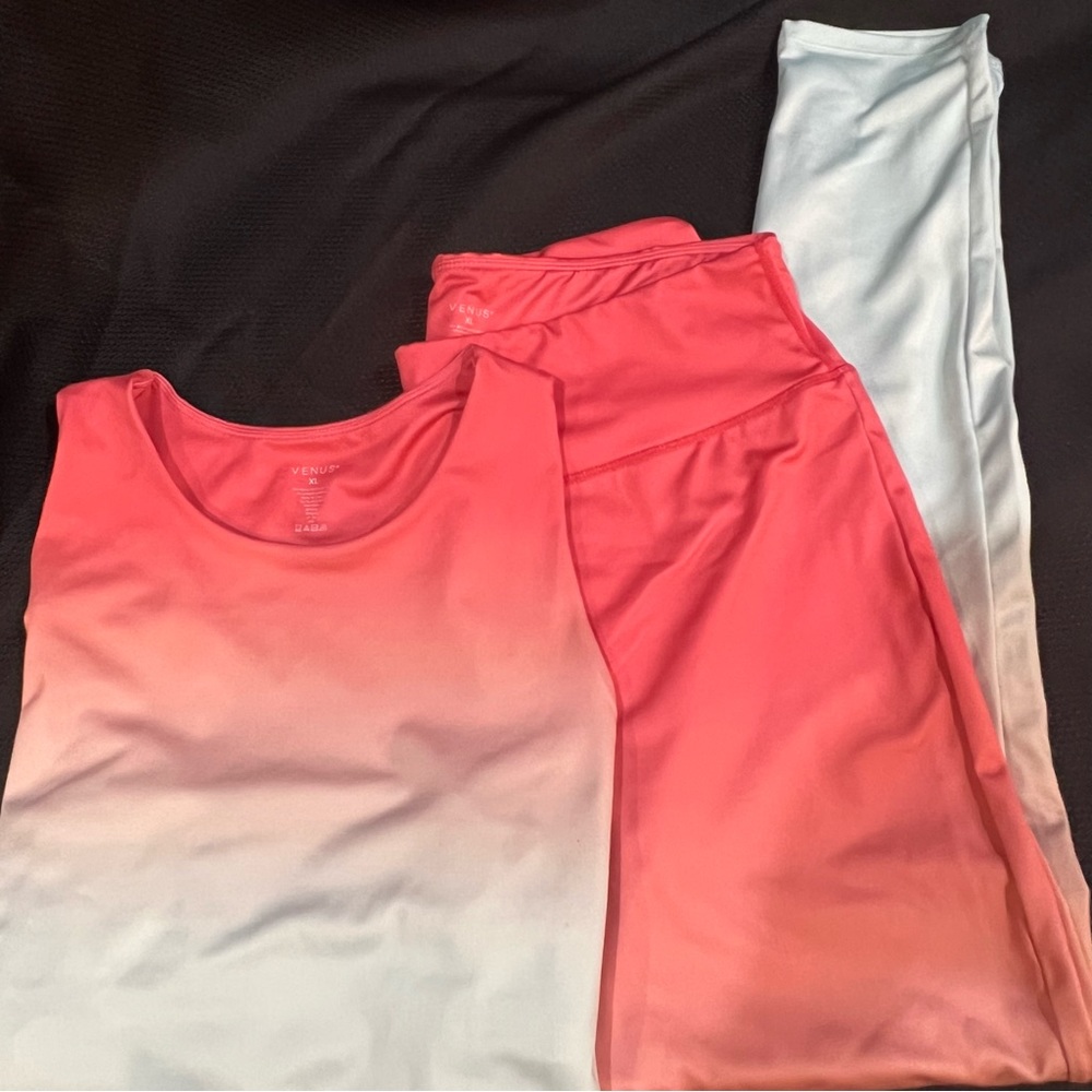 Venus pink and white workout set